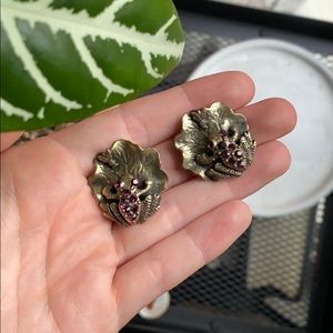 Frog Studs